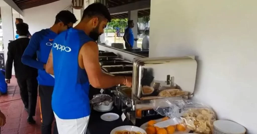 Lunch Time in Test Cricket Explained with Session Details